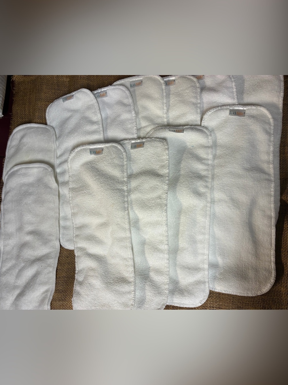 Cloth Diapers - 14 cloth diapers and 12 inserts - Picture 12 of 14